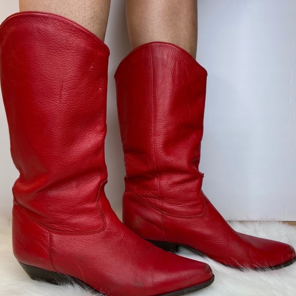 Red Boots